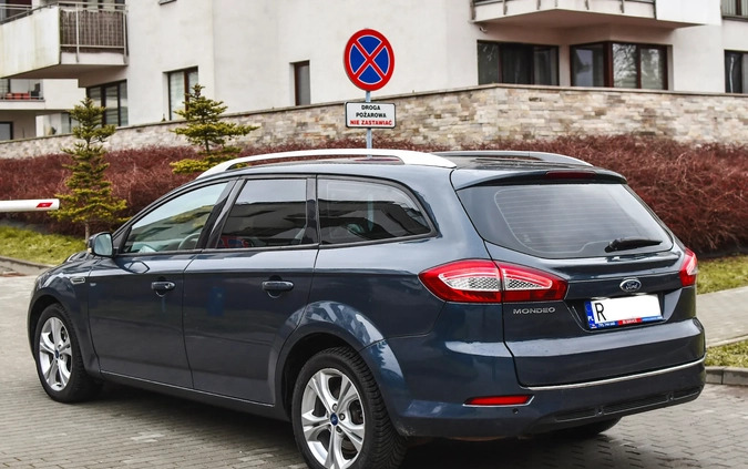 Ford Mondeo cena 27900 przebieg: 228000, rok produkcji 2011 z Rzeszów małe 92